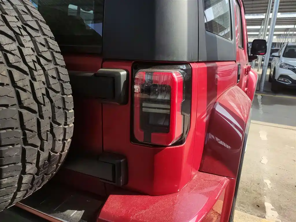 BAIC ORV Beijing Offroad BJ40 2021 2.3T Auto 4WD Blade Hero Supreme Edition фото 8