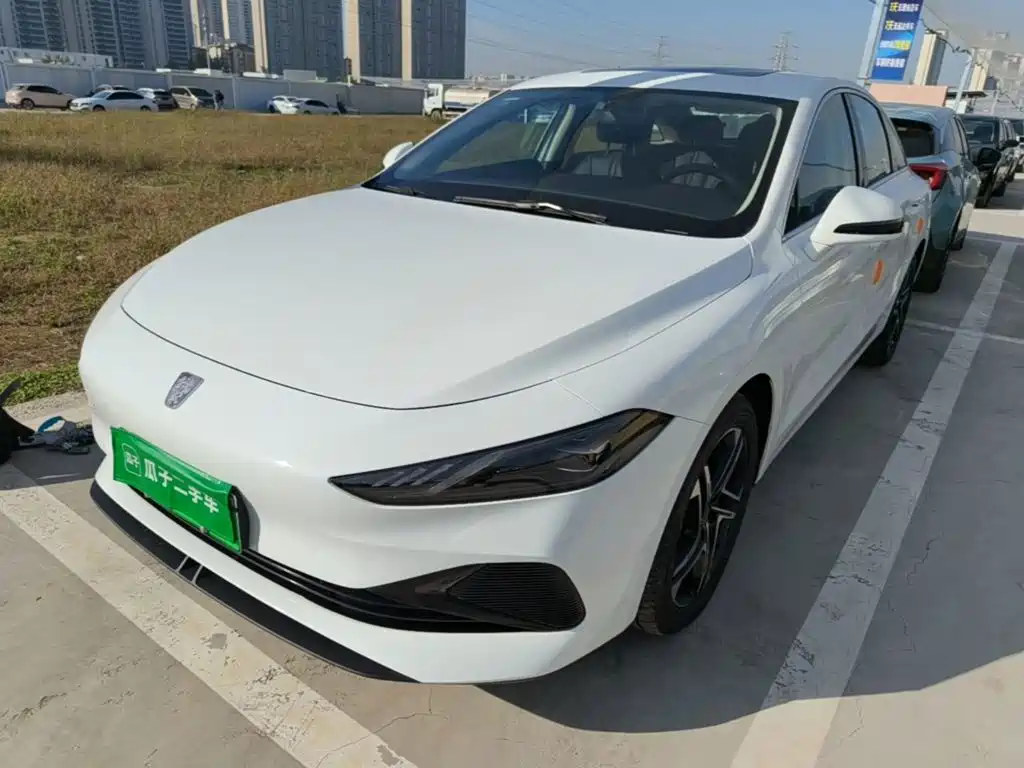 Roewe D7 2024 2023 DMH 125km Beyond Edition