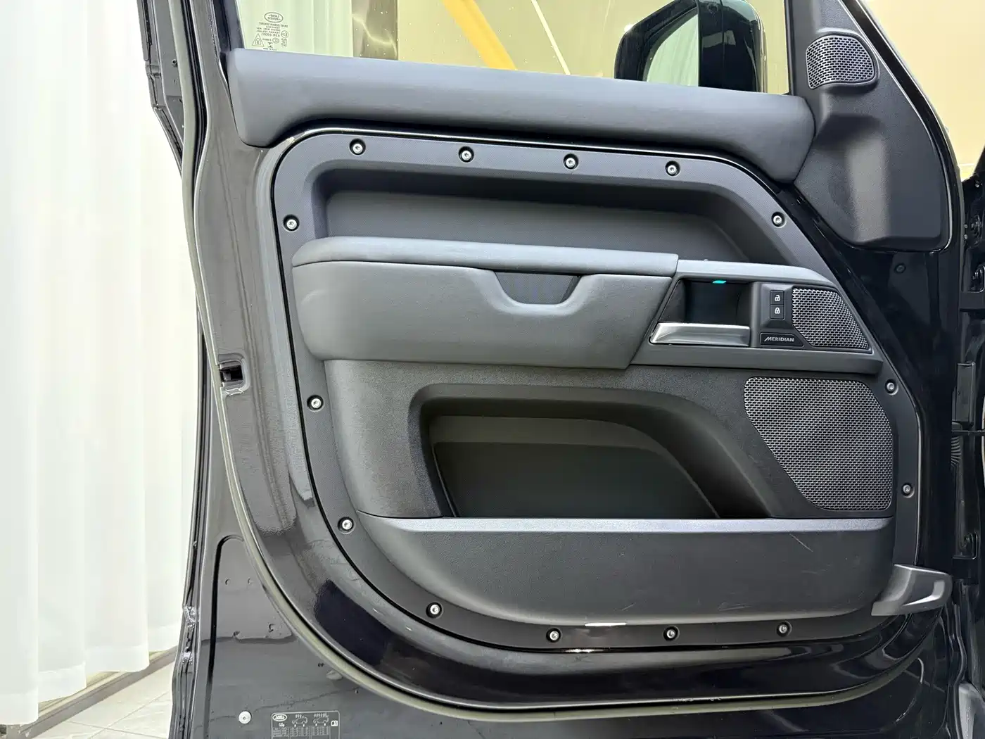 Фото 3 - Land Rover Defender