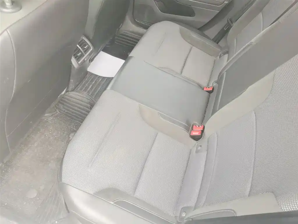 Volkswagen Golf 2018 1.6L Automatic Comfort фото 15
