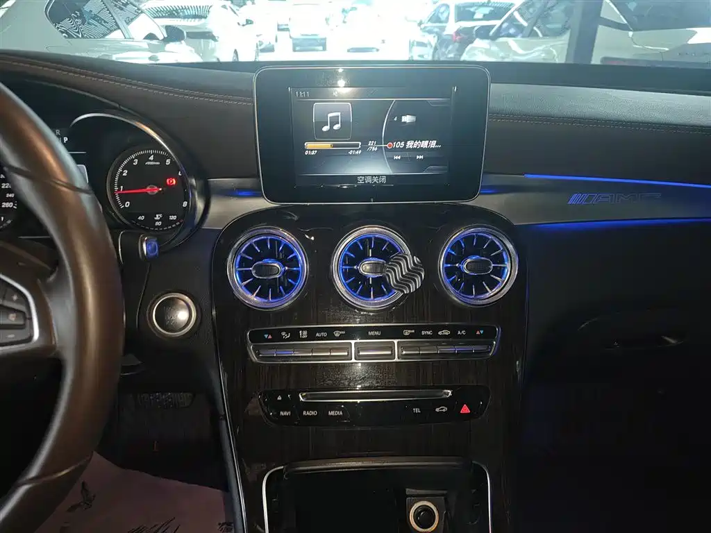 Mercedes-Benz GLC 2017 GLC 260 4MATIC Dynamic фото 6