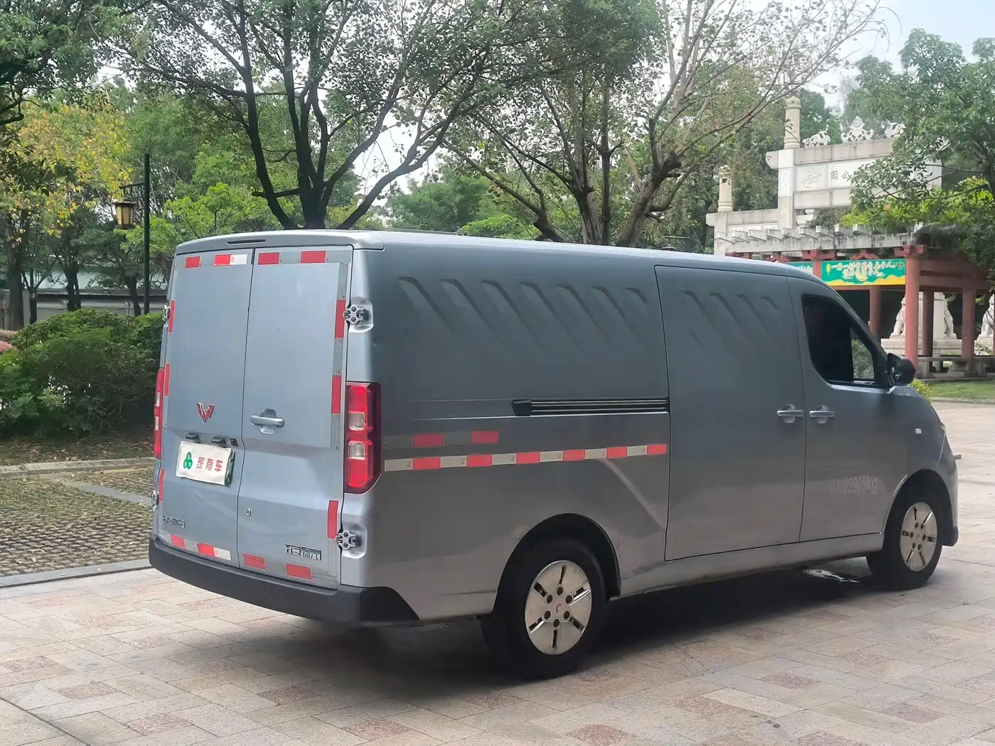 Wuling Motors Wuling Yangguang 2025 2024 300km Practical Sealed Window Edition 75kW