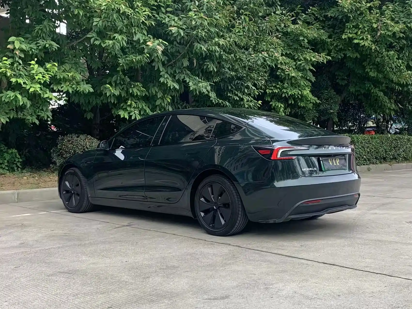 Фото 7 - Tesla Model 3