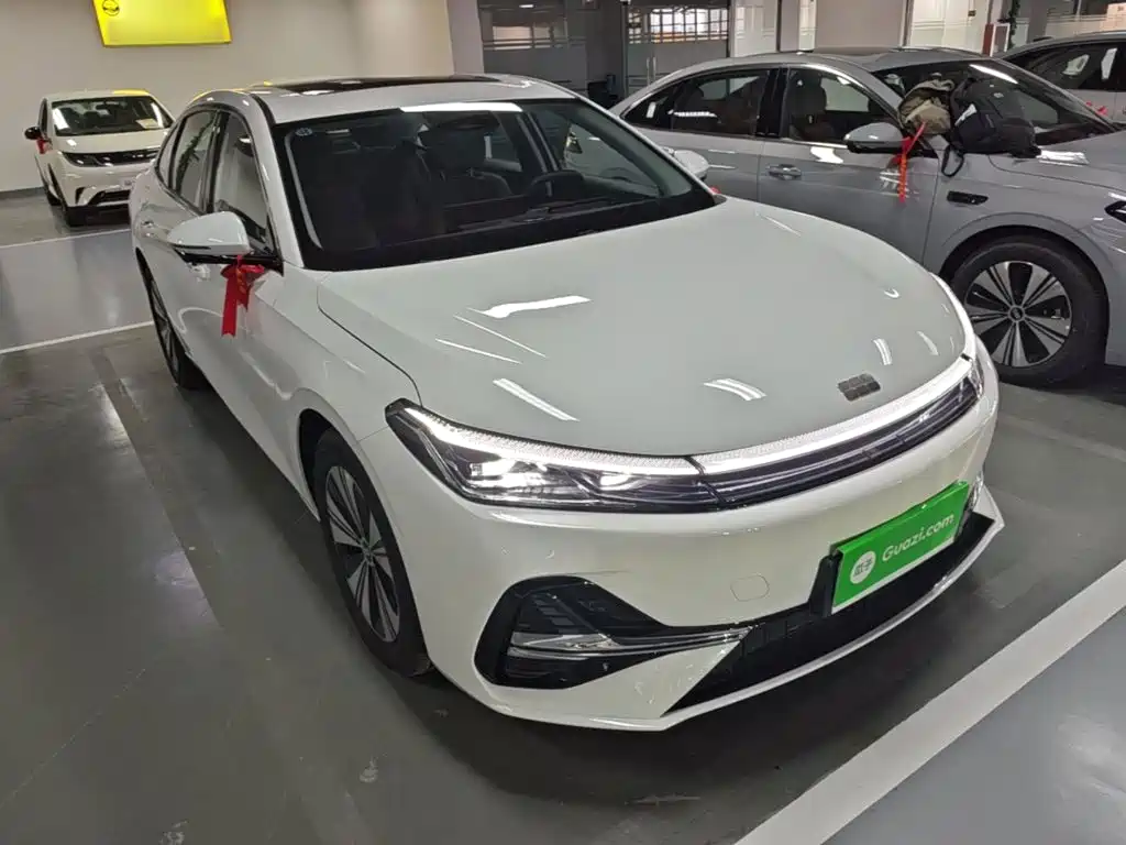 Photo 4 - Geely Galaxy Galaxy A7