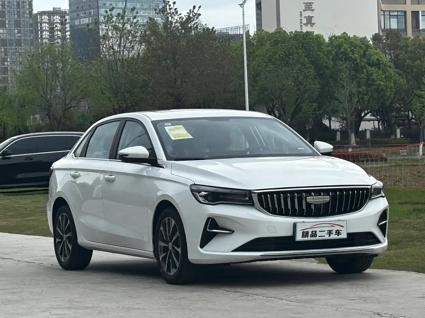 Фото 3 - Geely Emgrand