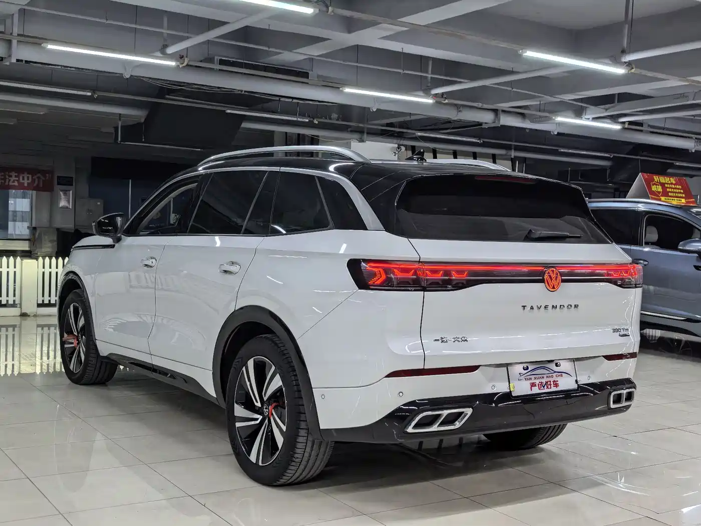 Volkswagen Talagon 2023 380TSI 4WD R-Line Touring Edition фото 8