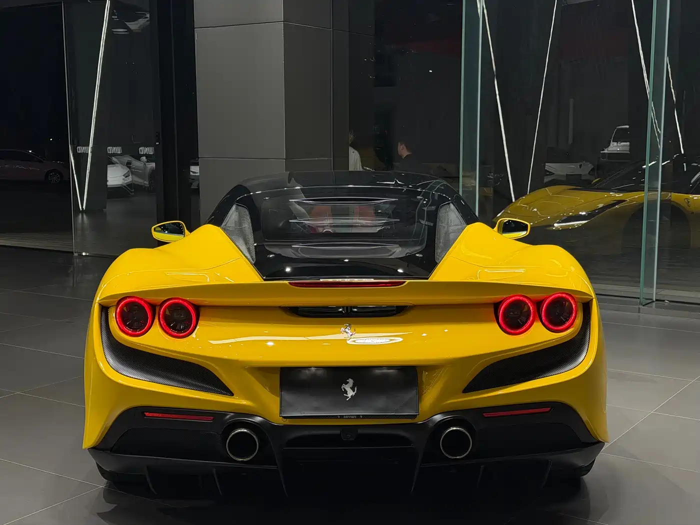 Ferrari F8 2019 Tributo 3.9T V8 фото 3