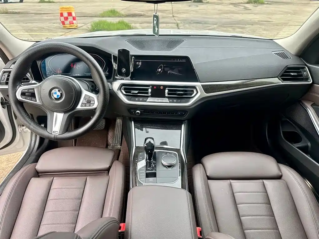 BMW 3 Series 2021 Facelift 325Li M Sport Package фото 6