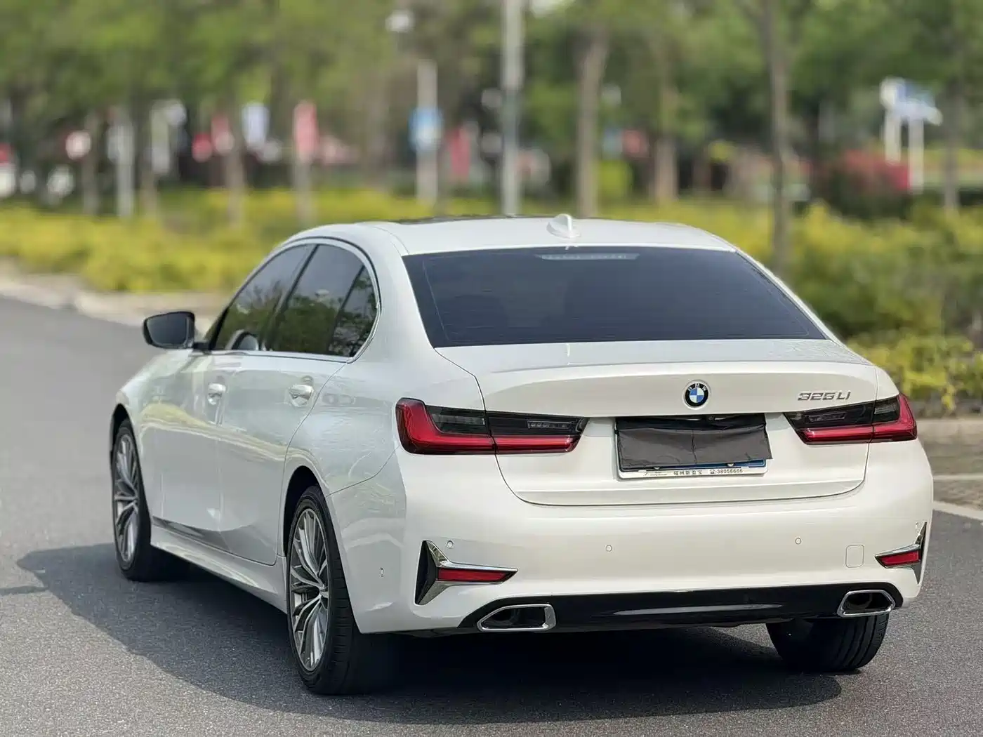BMW 3 Series 2020 325Li Launch Edition фото 7