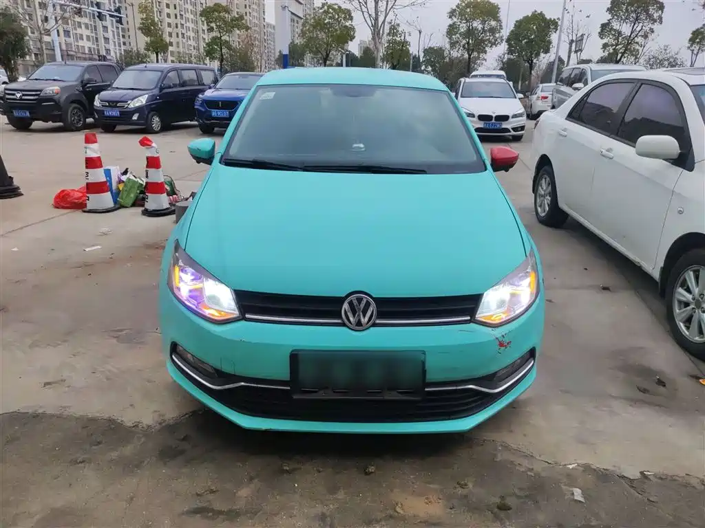 Volkswagen Polo 2014 1.4L Automatic Comfort Edition фото 3