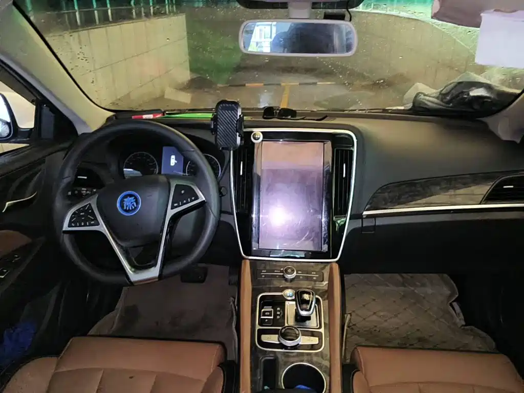 BYD Qin New Energy 2018 2017 1.5T Premium Model