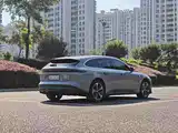 Фото 6 - NIO ET5T