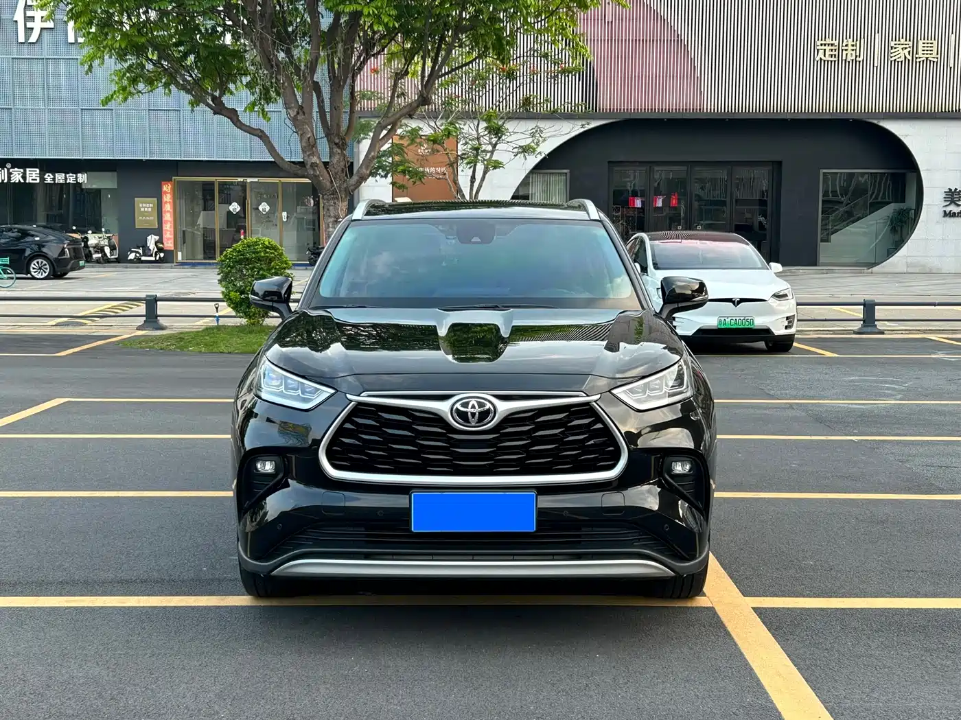 TOYOTA HIGHLANDER