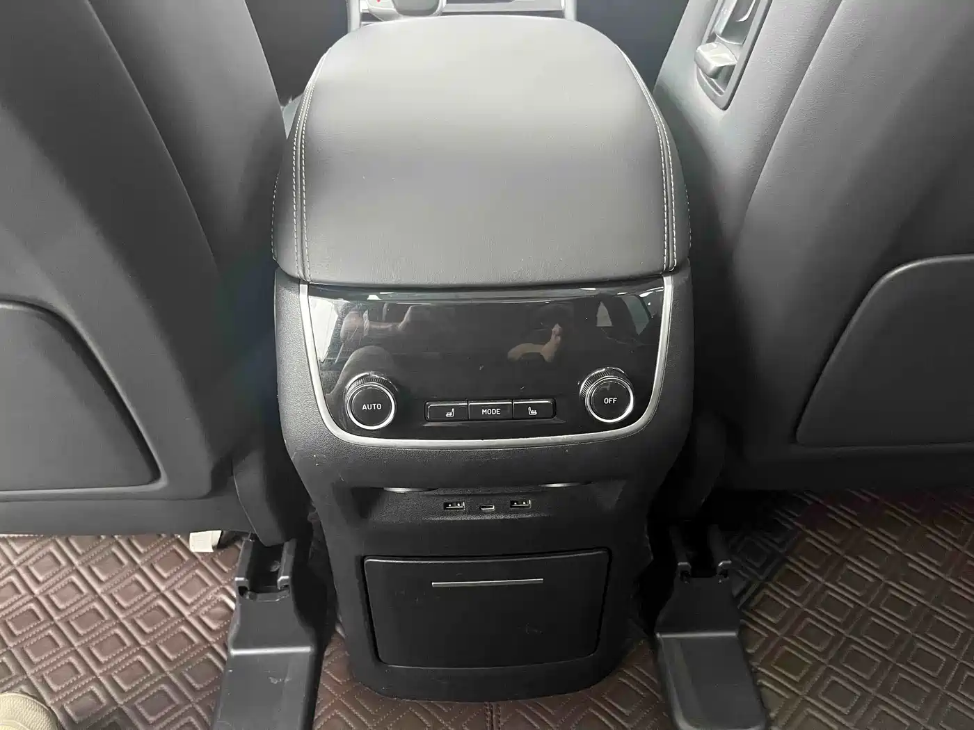 Li Auto Li ONE 2020 2020 Extended Range 6-seater