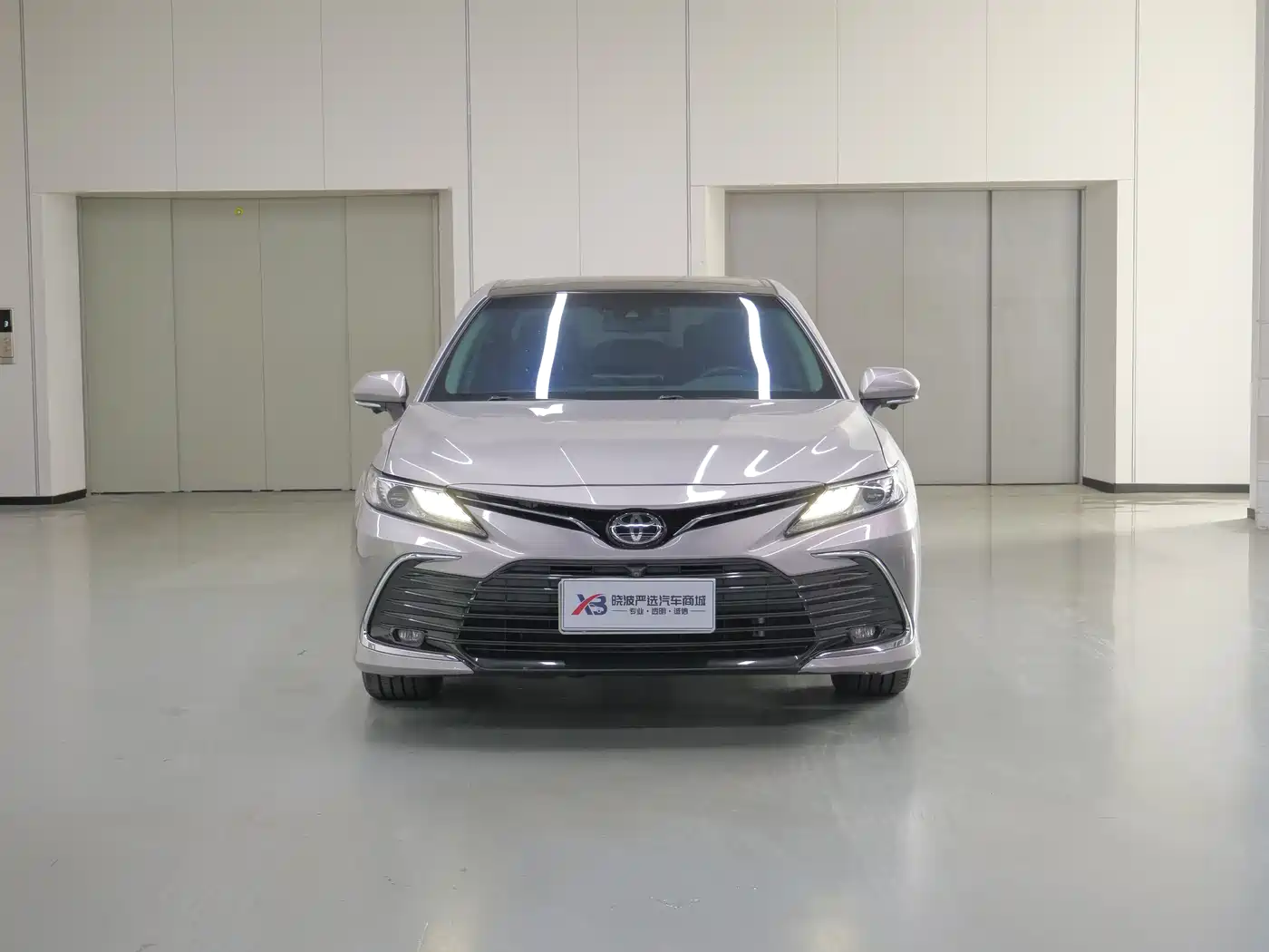 Toyota Camry 2021 2.5G Luxury Edition фото 3