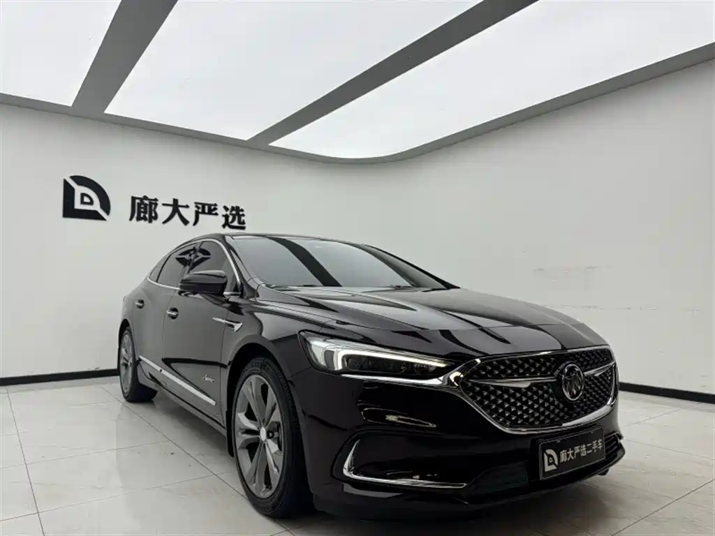 Buick LaCrosse 2022 Avenir First Edition фото 3