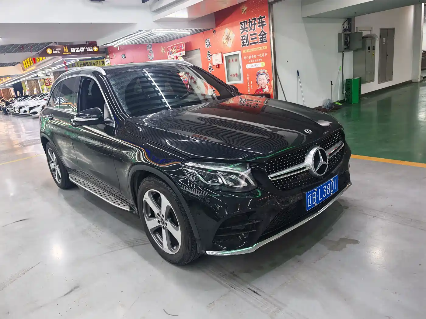 Mercedes-Benz GLC 2017 GLC 260 4MATIC Luxury фото 4