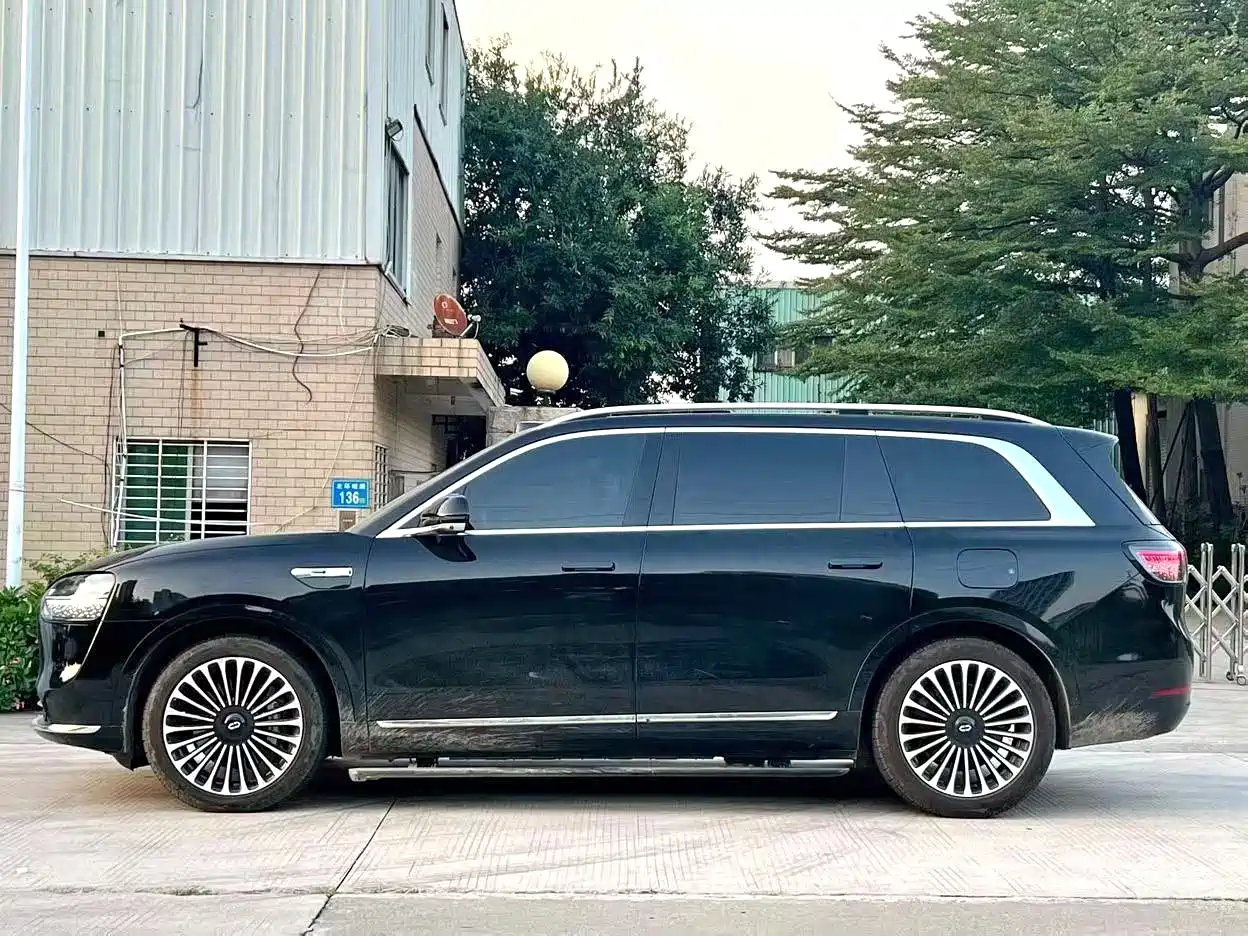 AITO Wenjie AITO M9 2024 Range Extender Max Edition 42kWh 6-seater фото 2