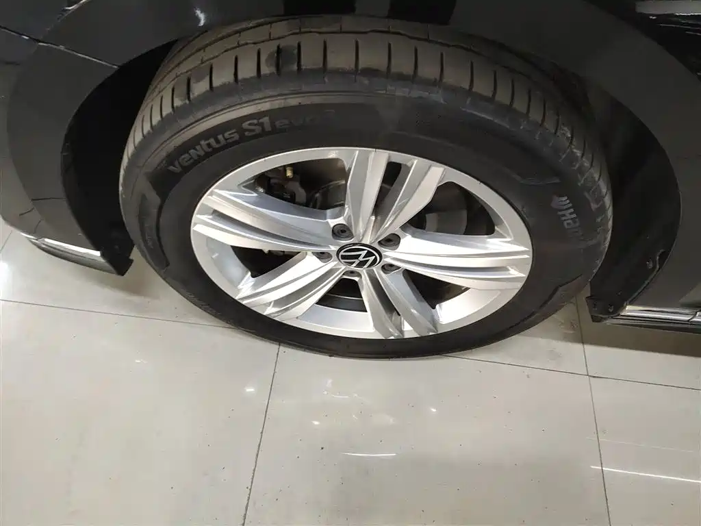 Volkswagen Magotan 2025 Popular Edition 280TSI DSG Comfort фото 25