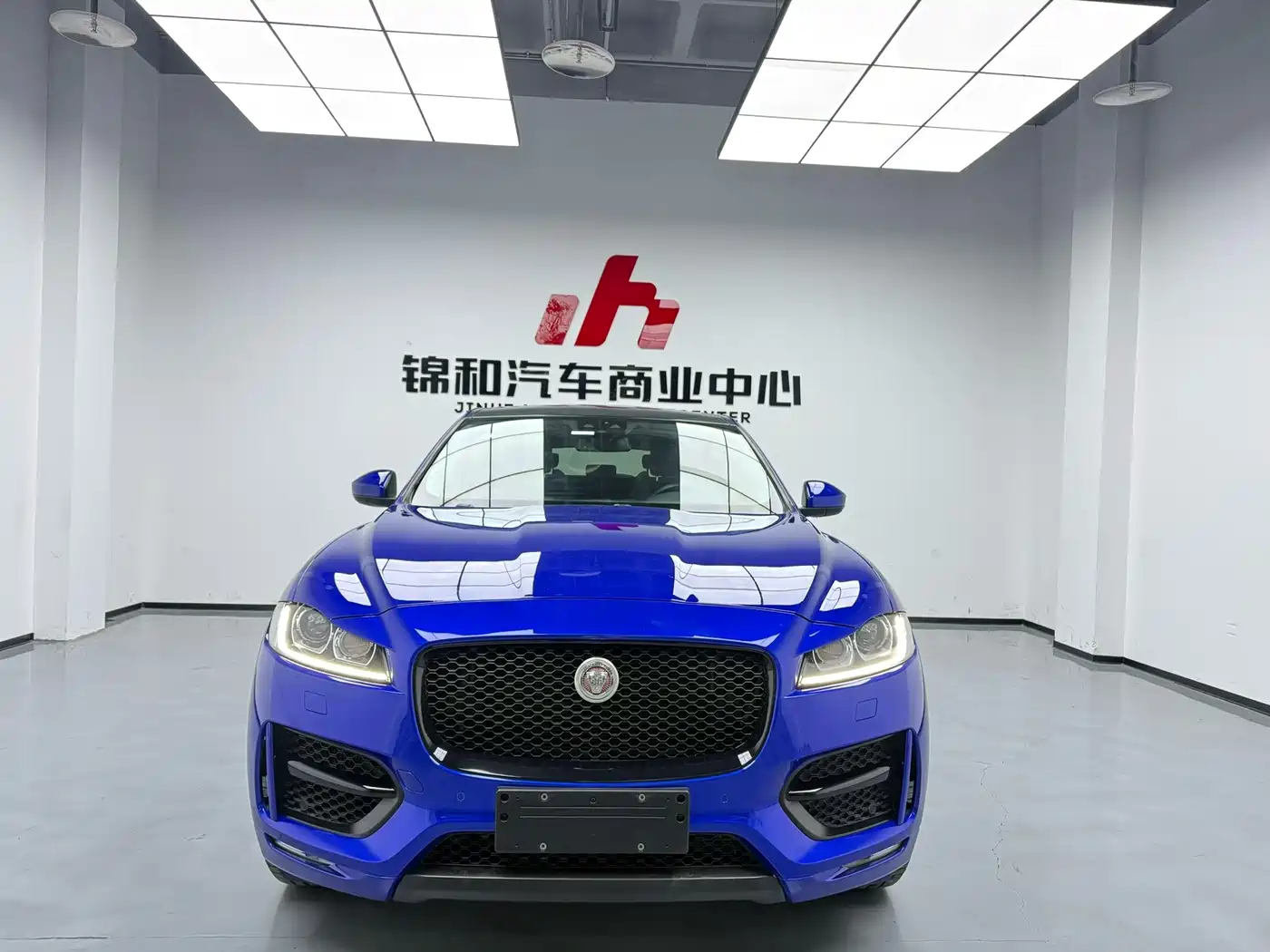 Jaguar F-PACE 2018 2018 2.0T 4WD R-Sport Edition