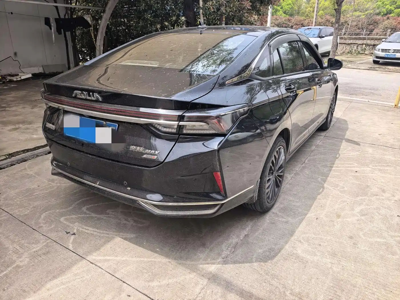 DONGFENG YI HYUN MAX