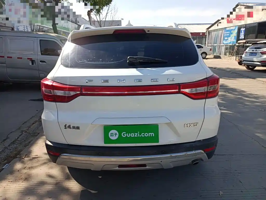 Dongfeng Fengdu MX5 2018 2016 1.4T Manual Luxury Edition