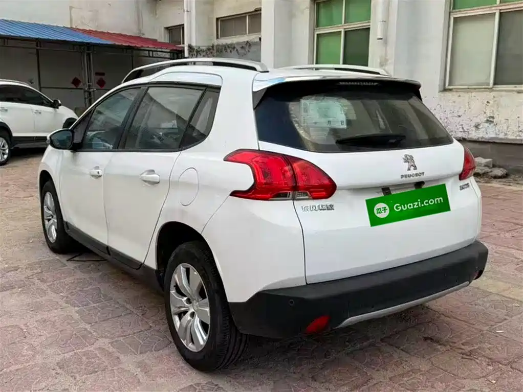 Peugeot 2008 2014 1.6L Automatic Fashion Edition фото 21