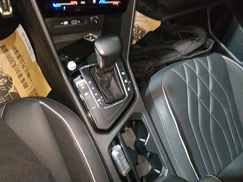 Volkswagen Tiguan L 2022 330TSI Auto 2WD R-Line Premium Edition фото 14