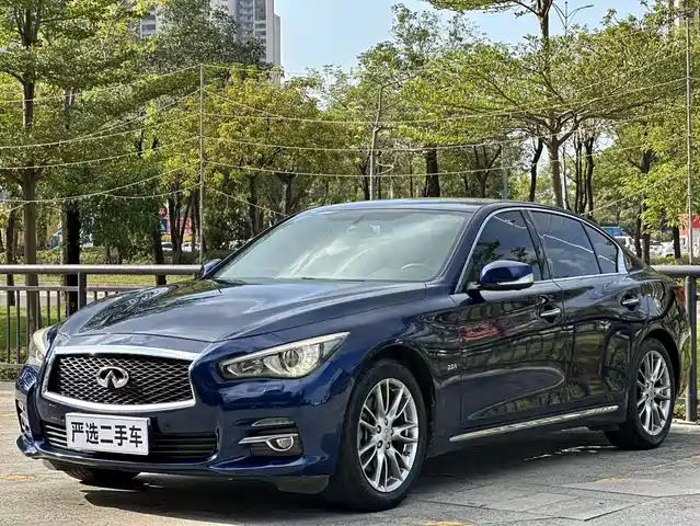 INFINITI Q50L