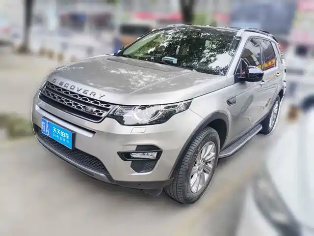 Land Rover Discovery Sport 2019 240PS SE Edition China V — фото 1