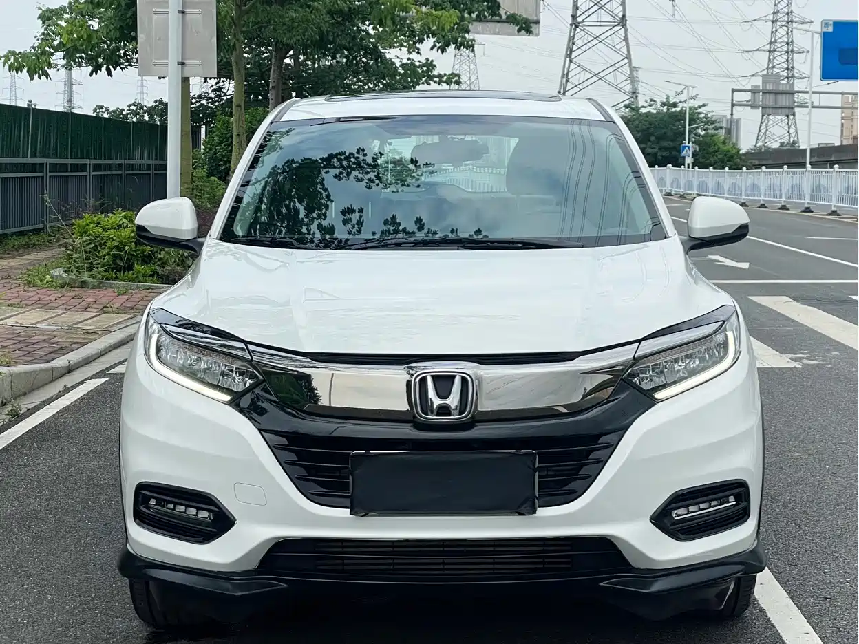 Фото 3 - Honda Vezel