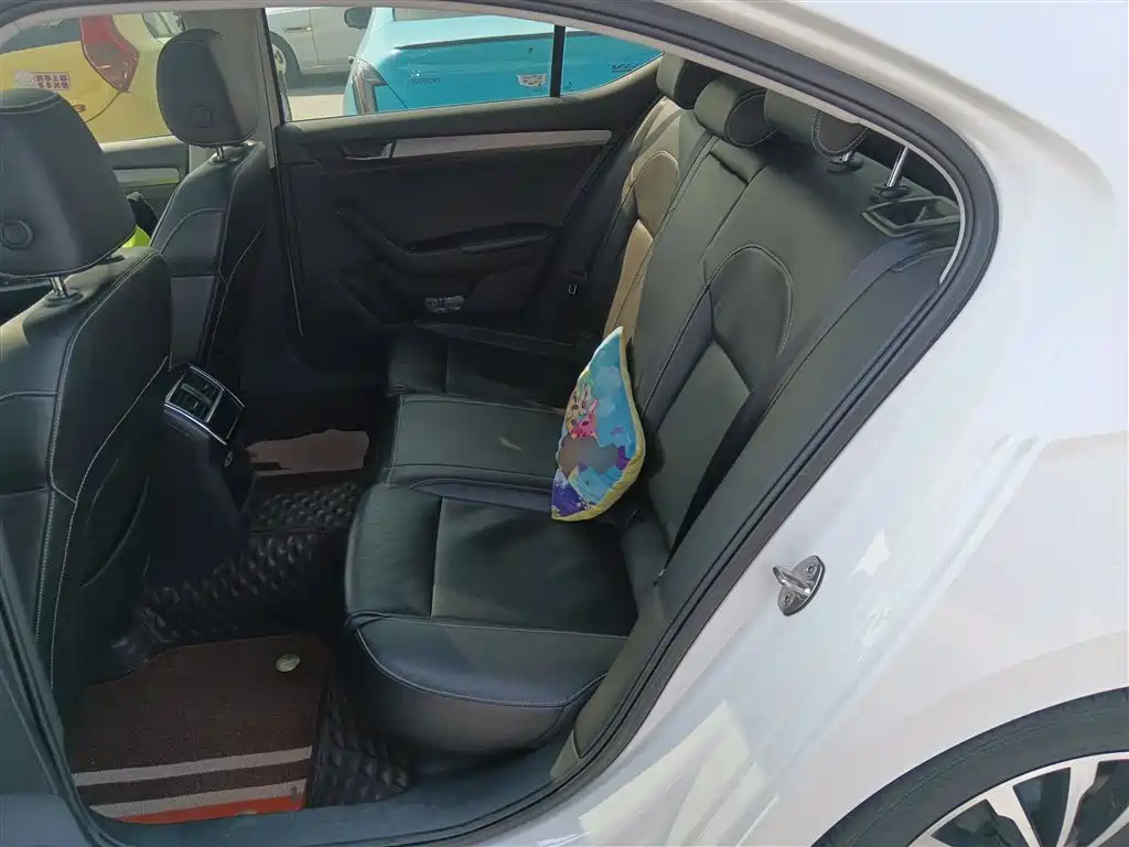 Škoda Superb 2018 TSI330 DSG Comfort Version China VI фото 14