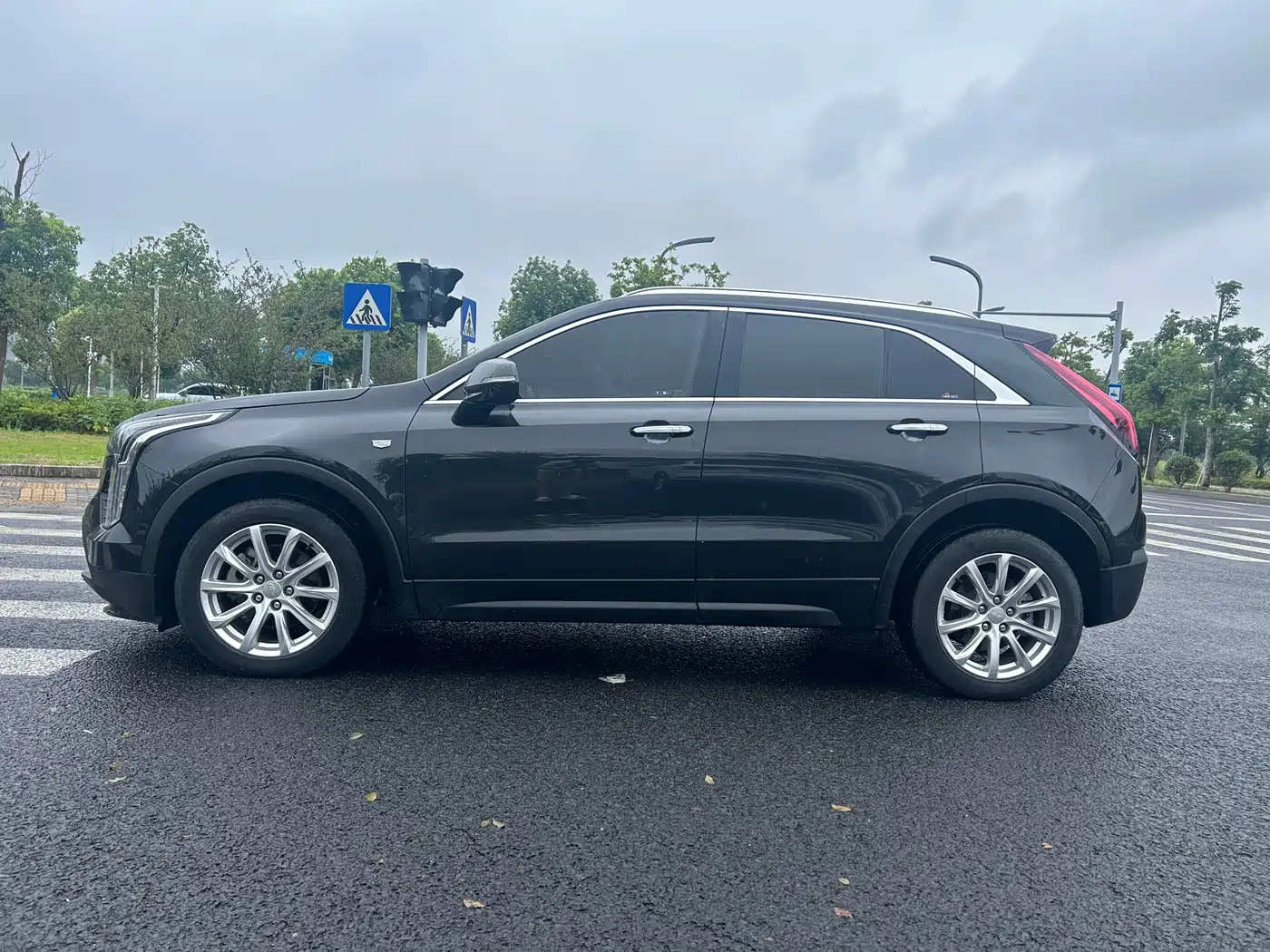 Cadillac XT4 2019 2018 Model 28T 2WD Technology
