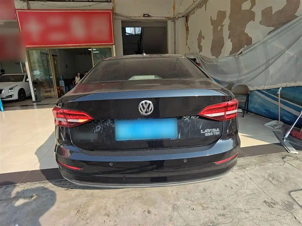 Volkswagen Lavida 2018 280TSI DSG Luxury Edition China V фото 4
