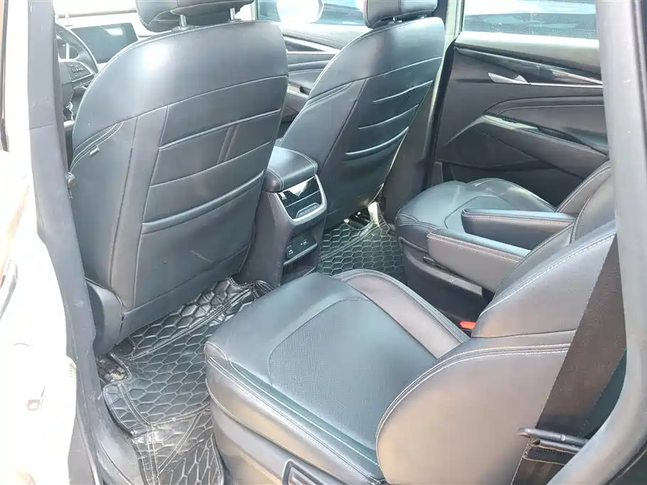 SAIC MAXUS CHASE G50