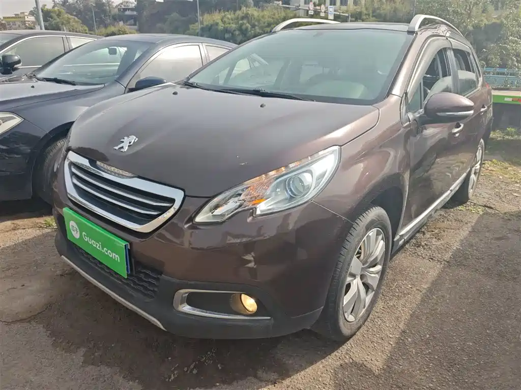 Peugeot 2008 2014 1.6L Automatic Fashion Edition фото 2