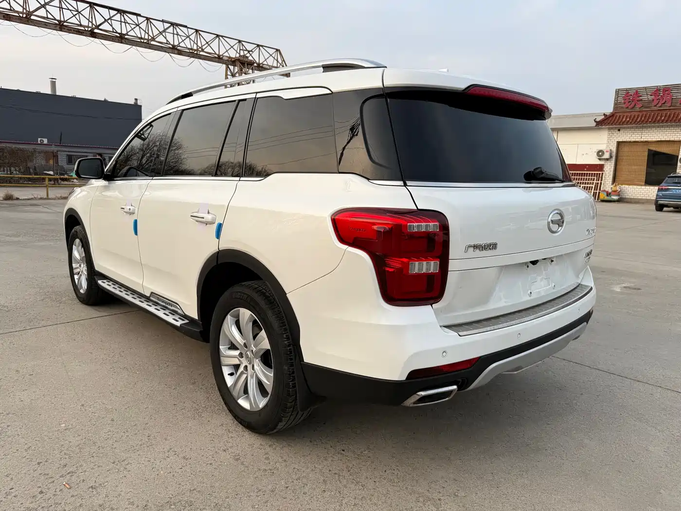 GAC Trumpchi Trumpchi GS8 2017 320T 2WD Luxury Edition (7-Seater) фото 5