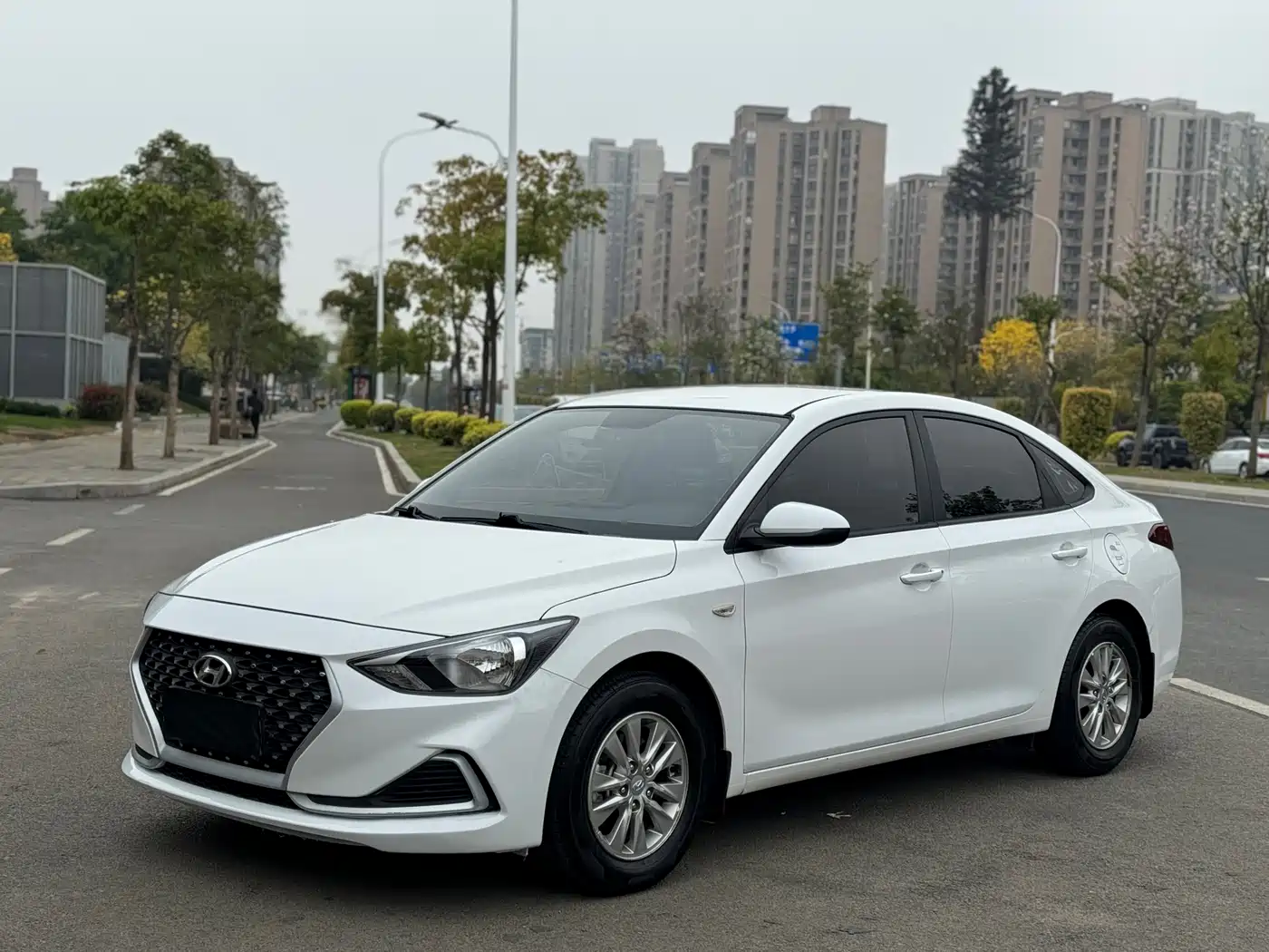 HYUNDAI YUEDONG