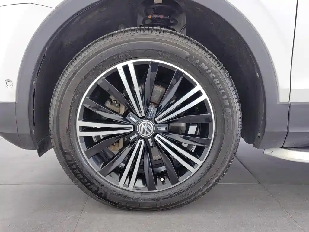 Volkswagen Tiguan L 2017 2017 330TSI Automatic 2WD Flagship Edition