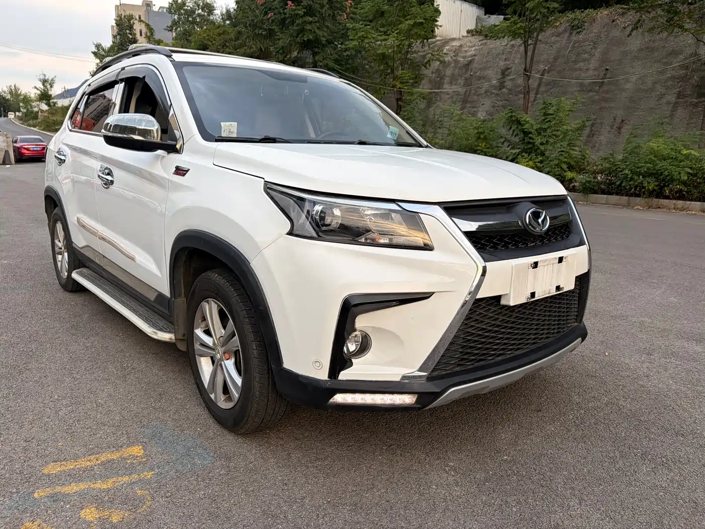 BAIC Huansu S5 2018 2017 1.3T CVT Premium