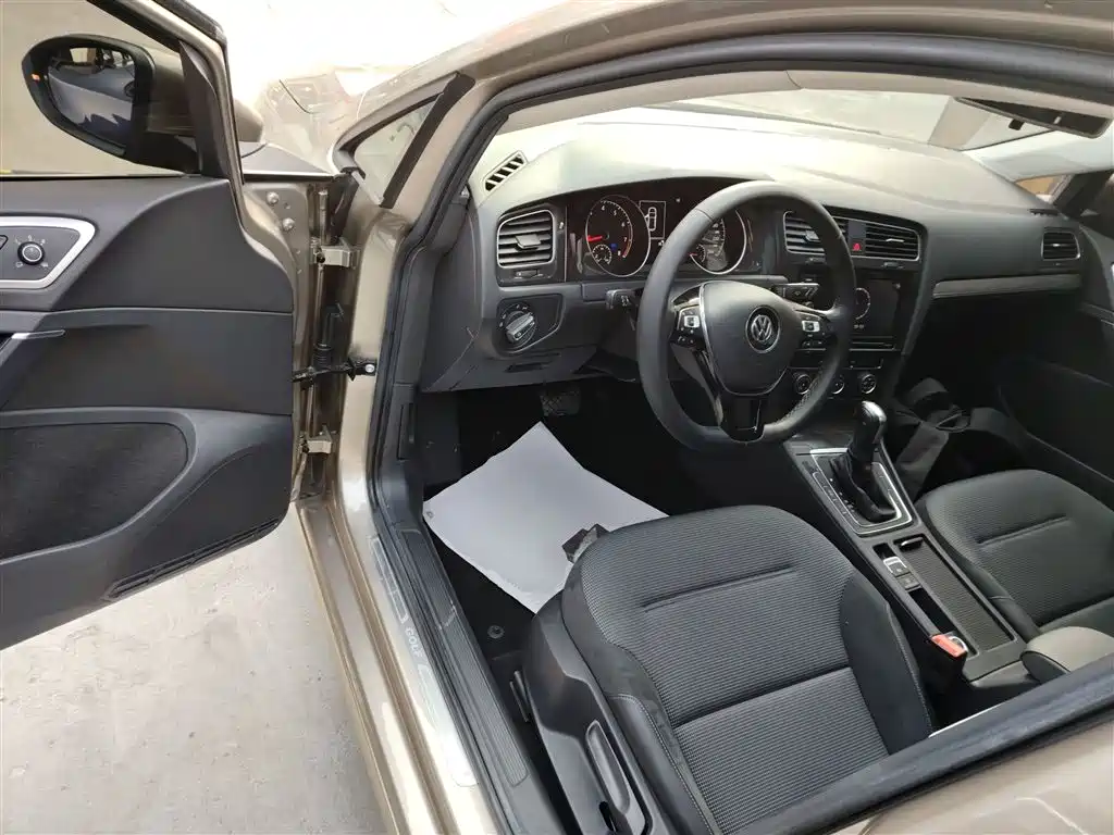Volkswagen Golf 2019 280TSI DSG Comfort China VI фото 13