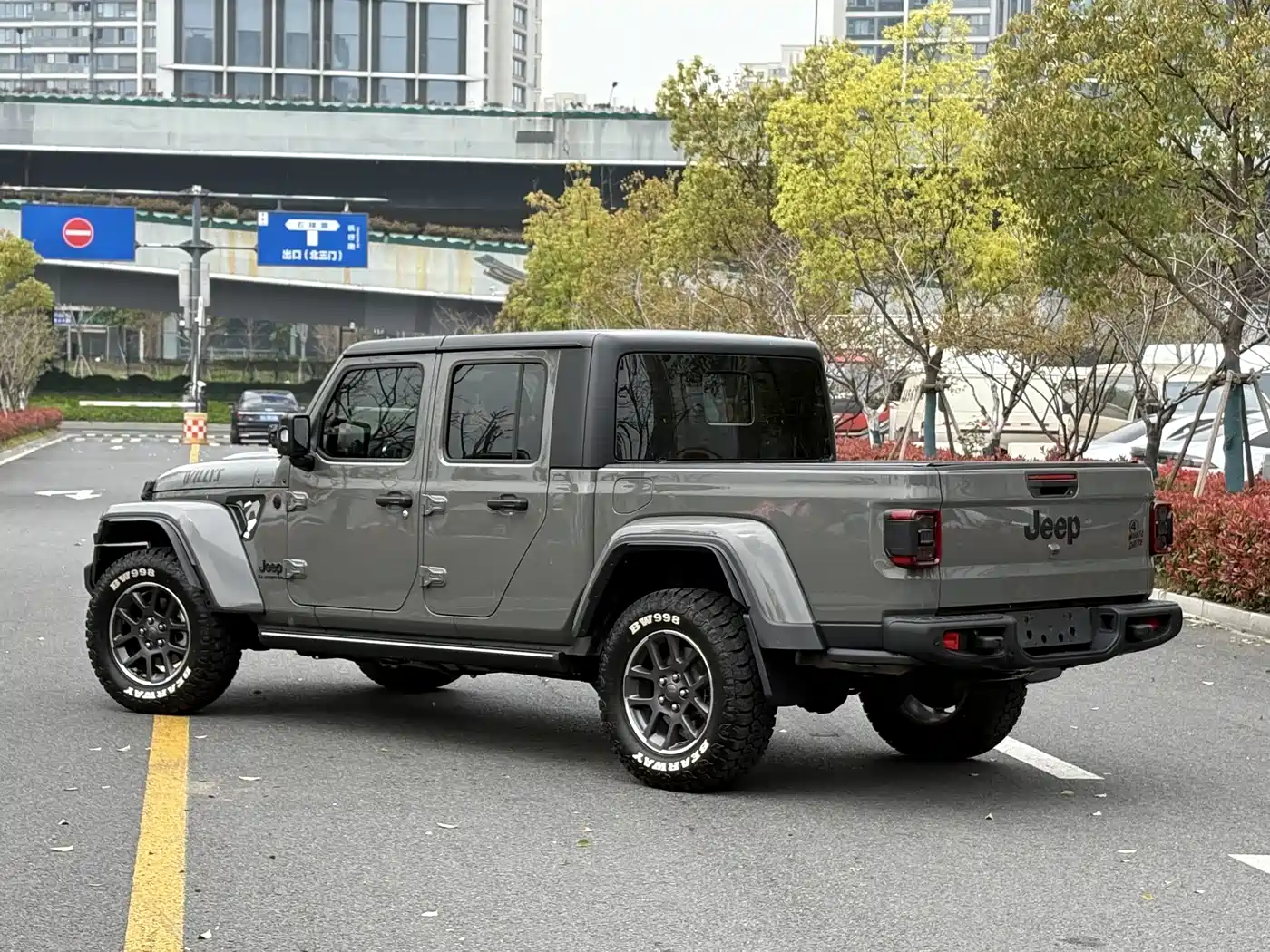 JEEP GLADIATOR