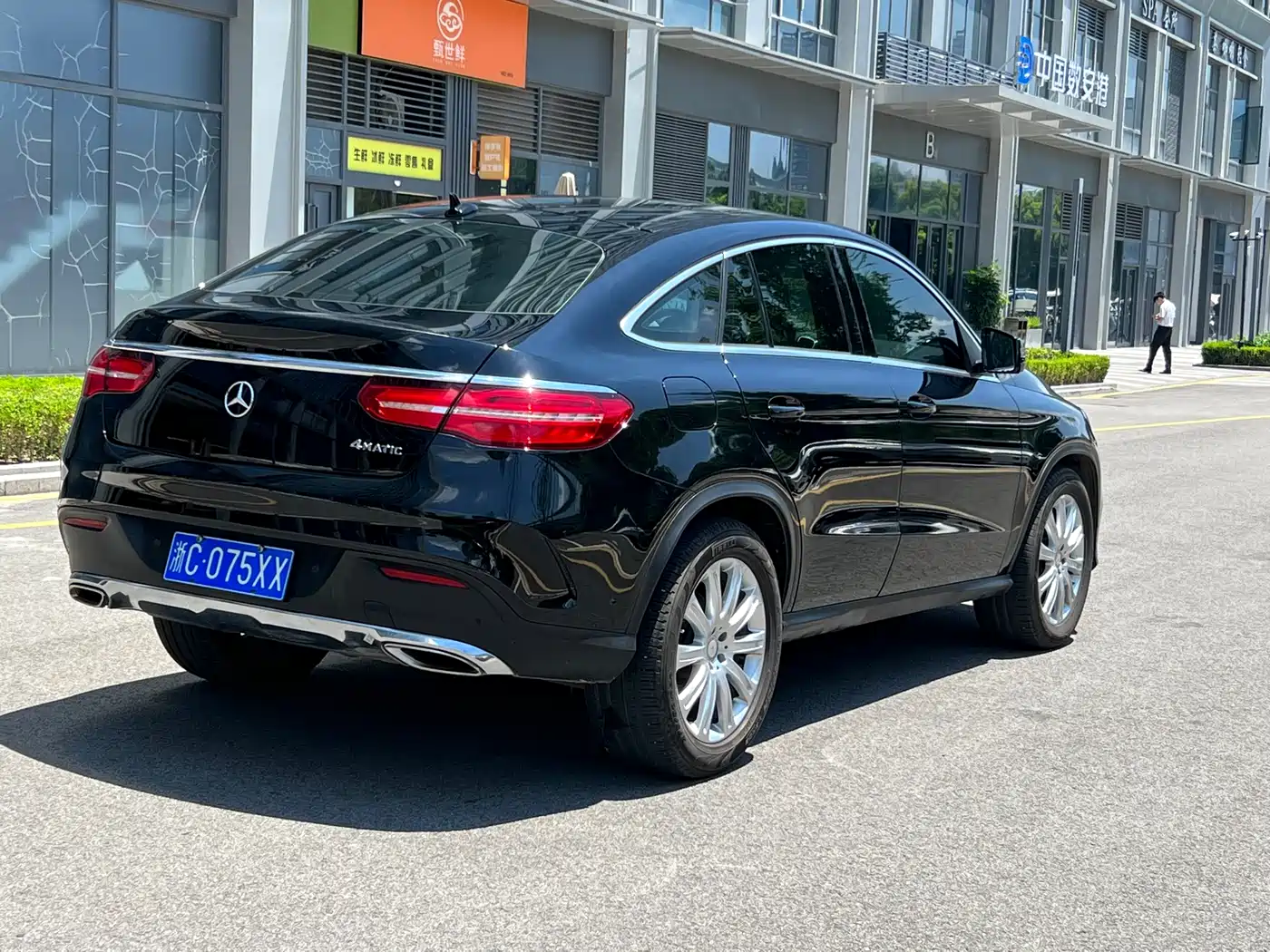 Mercedes-Benz GLE Coupe 2016 2015 GLE 320 4MATIC Coupe SUV