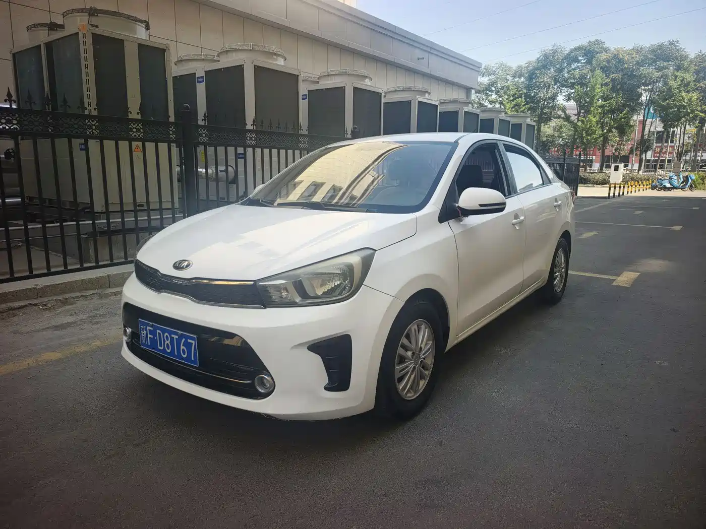 Kia Huan Chi 2017 1.4L Manual Deluxe Luxury