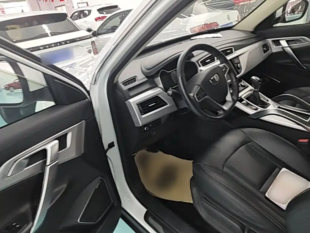 Geely Boyue 2016 2016 2.0L Manual Smart·Style Edition