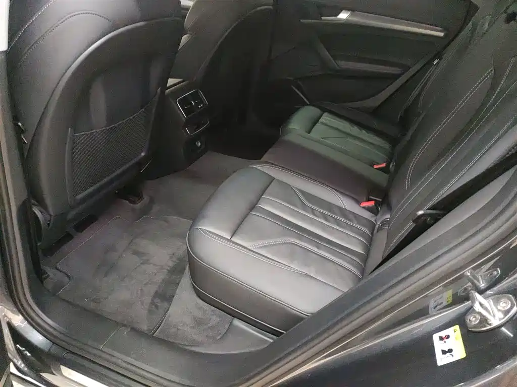 Audi Q5L 2022 45T Luxury Dynamic фото 17