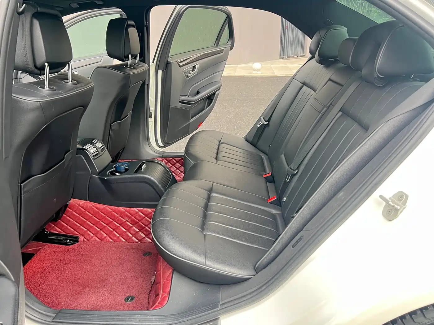 Mercedes-Benz E-Class 2015 Facelift E 260 L Sport фото 14