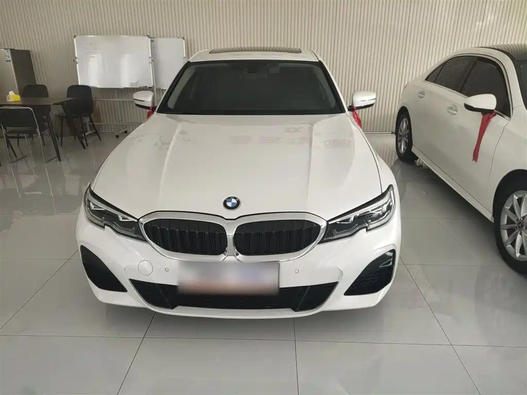BMW 3-SERIES