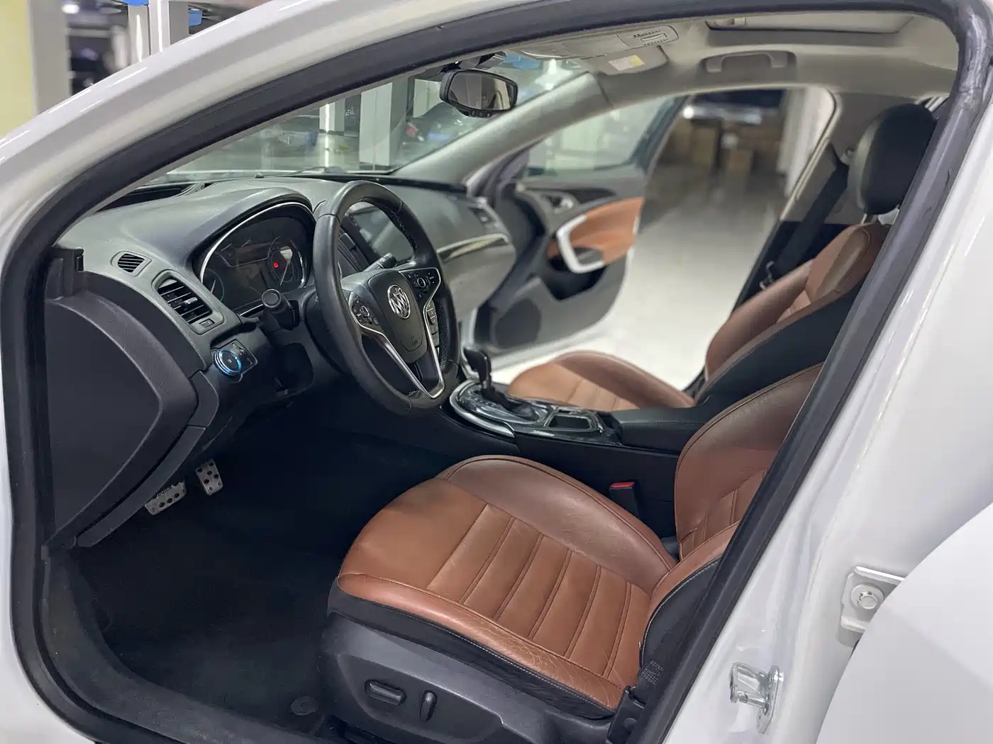 Buick Regal 2014 GS 2.0T Heroic Sport Edition фото 8