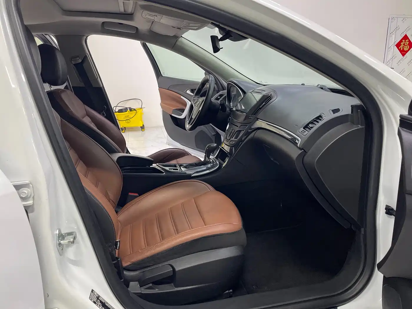 Buick Regal 2014 GS 2.0T Heroic Sport Edition фото 11